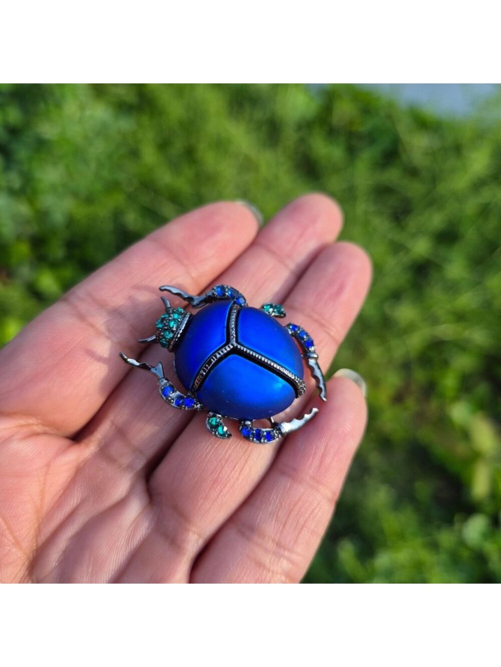 ⭐Scarab Beetle Animal Brooch Pin Blue Rhinestones Insect Jewelry Vintage Vibes⭐